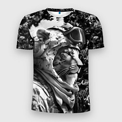 Мужская спорт-футболка Лев солдат в камуфляже