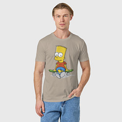 Футболка хлопковая мужская Барт на скейте, цвет: миндальный — фото 2