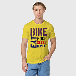 Футболка хлопковая мужская Bike eat sleep repeat, цвет: желтый — фото 2