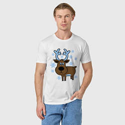 Футболка хлопковая мужская Олень и снежинки, цвет: белый — фото 2