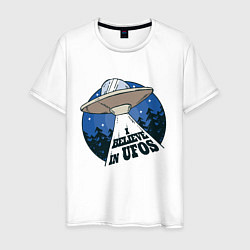 Футболка хлопковая мужская I Believe In UFOs, цвет: белый