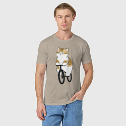 Футболка хлопковая мужская Котик на велосипеде, цвет: миндальный — фото 2