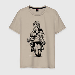 Футболка хлопковая мужская Крутой мотоциклист, цвет: миндальный