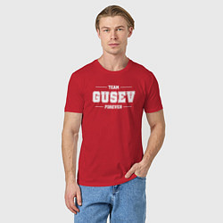 Футболка хлопковая мужская Team Gusev forever - фамилия на латинице, цвет: красный — фото 2