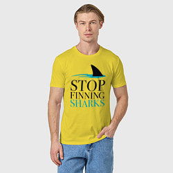Футболка хлопковая мужская Хватит ловить акул, цвет: желтый — фото 2