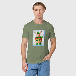 Футболка хлопковая мужская Рождественский снежный олень, цвет: авокадо — фото 2