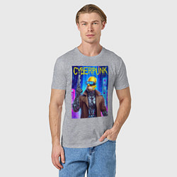 Футболка хлопковая мужская Гомер Симпсон с пистолетом - киберпанк - нейросеть, цвет: меланж — фото 2