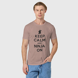 Футболка хлопковая мужская Keep calm and ninja on, цвет: пыльно-розовый — фото 2