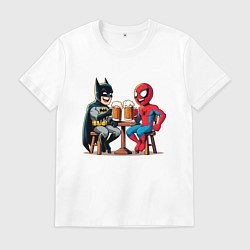 Мужская футболка Бэтмен и человек Паук пьют пиво
