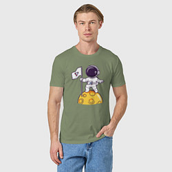 Футболка хлопковая мужская Астронавт прибыл на луну, цвет: авокадо — фото 2