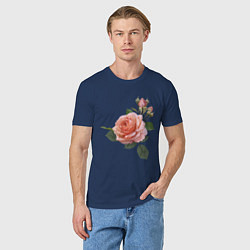 Футболка хлопковая мужская Розовые розы, цвет: тёмно-синий — фото 2