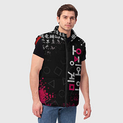 Мужской жилет ИГРА В КАЛЬМАРА БРЫЗГИ КРАСОК ИЕРОГЛИФЫ, цвет: 3D-красный — фото 2