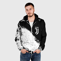 Ветровка с капюшоном мужская Ювентус краски черно белые, цвет: 3D-белый — фото 2