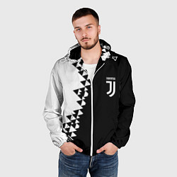 Ветровка с капюшоном мужская Juventus черно белая геометрия текстура, цвет: 3D-белый — фото 2