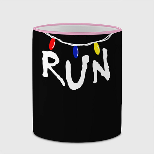 Кружка цветная Stranger Things RUN / 3D-Розовый кант – фото 2