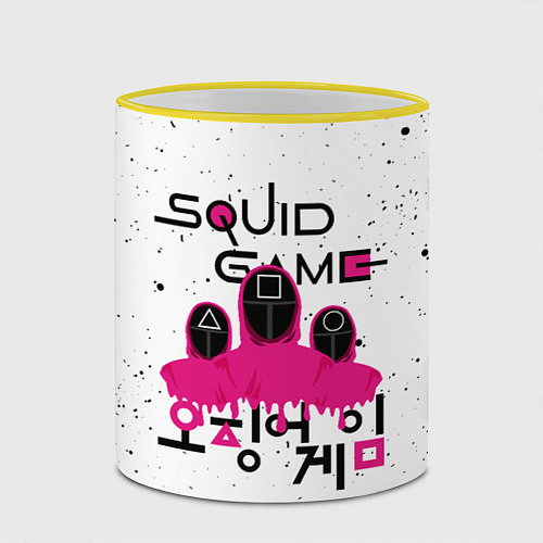 Кружка цветная SQUID GAME , ИГРА В КАЛЬМАРА, СТРАЖ / 3D-Желтый кант – фото 2