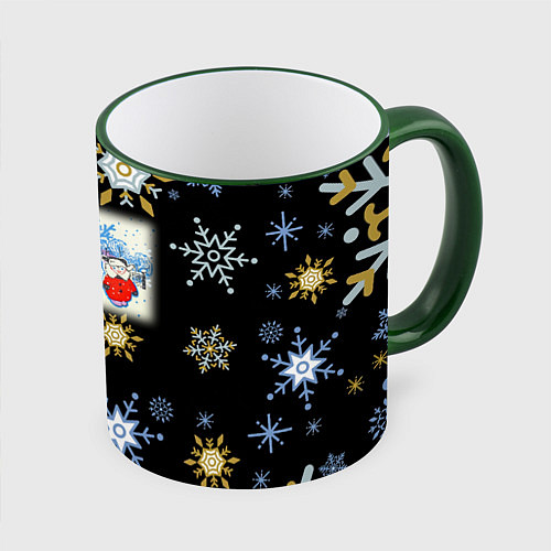 Кружка цветная Новый год мальчик с санками / 3D-Зеленый кант – фото 1