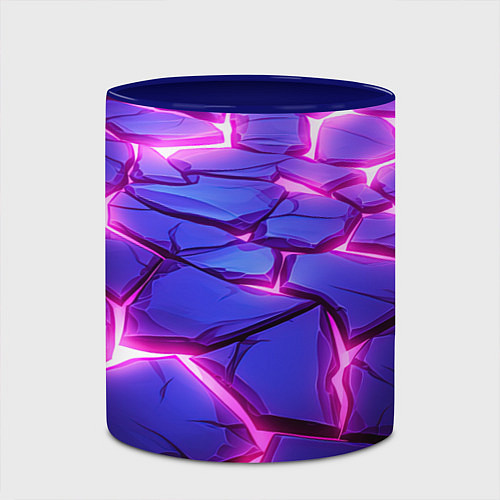Кружка цветная Неоновые фиолетовые камни со свечением / 3D-Белый + синий – фото 2