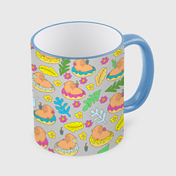 Кружка цветная Семья капибар на отдыхе