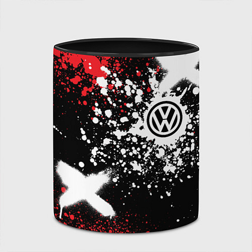 Кружка цветная Фольксваген на фоне граффити и брызг красок / 3D-Белый + черный – фото 2