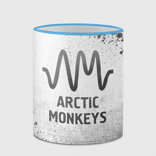 Кружка цветная Arctic Monkeys - white gradient / 3D-Небесно-голубой кант – фото 2