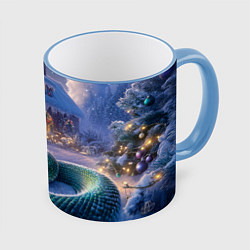 Кружка цветная Большая змея на фоне новогоднего дома