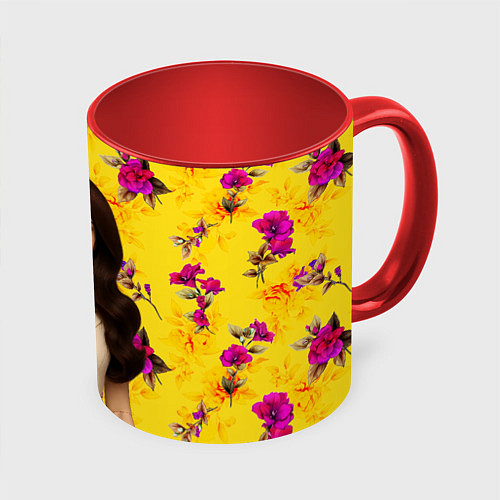 Кружка цветная Lana Del Rey образ куклы / 3D-Белый + красный – фото 1