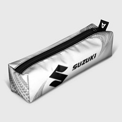 Пенал для ручек Suzuki speed на светлом фоне со следами шин: надпи, цвет: 3D-принт