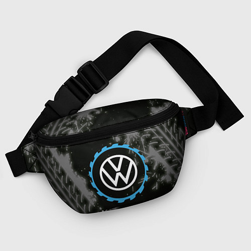 Поясная сумка Volkswagen в стиле Top Gear со следами шин на фоне / 3D-принт – фото 4