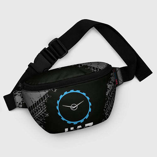 Поясная сумка UAZ в стиле Top Gear со следами шин на фоне / 3D-принт – фото 4