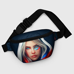 Поясная сумка Девушка с голубыми глазами в флаге, цвет: 3D-принт — фото 2