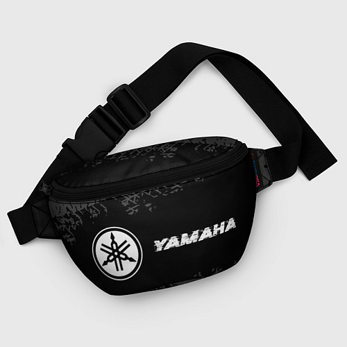 Поясная сумка Yamaha speed на темном фоне со следами шин: надпис / 3D-принт – фото 4