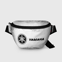 Поясная сумка Yamaha speed на светлом фоне со следами шин: надпи
