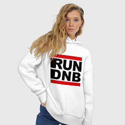 Толстовка оверсайз женская RUN DNB, цвет: белый — фото 2