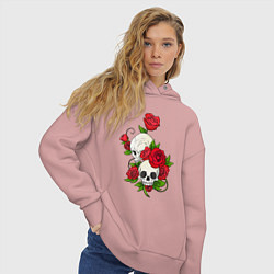 Толстовка оверсайз женская Розы окутывают два черепа, цвет: пыльно-розовый — фото 2
