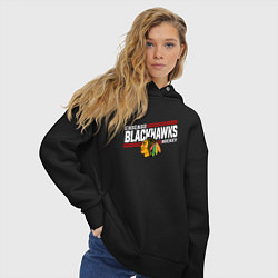 Толстовка оверсайз женская Чикаго Блэкхокс название команды и логотип, цвет: черный — фото 2