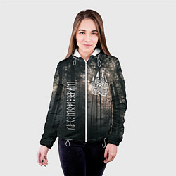 Куртка с капюшоном женская Символ волчья лапа и сумрачный лес - лес мой храм, цвет: 3D-белый — фото 2