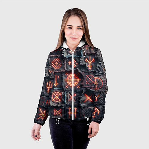 Женская куртка Символы викингов на пэчворк джинсах / 3D-Белый – фото 4