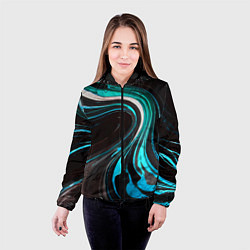 Куртка с капюшоном женская Волнистые бело-голубые линии на чёрном фоне, цвет: 3D-черный — фото 2
