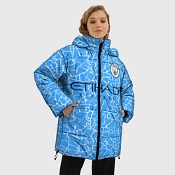 Куртка зимняя женская Manchester City 2021 Home Kit, цвет: 3D-черный — фото 2