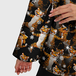 Куртка зимняя женская Тигры пляшут Новый Год, цвет: 3D-светло-серый — фото 2