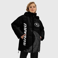 Куртка зимняя женская Subaru speed на темном фоне со следами шин: надпис, цвет: 3D-черный — фото 2