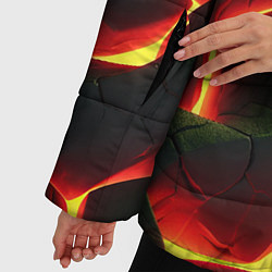 Куртка зимняя женская Зеленые плиты и лава, цвет: 3D-красный — фото 2