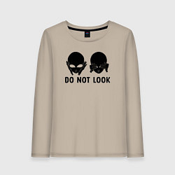Лонгслив хлопковый женский Черный пришелец - do not look, цвет: миндальный