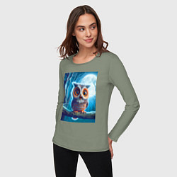 Лонгслив хлопковый женский Милый совёнок на фоне луны - нейроарт фантазия, цвет: авокадо — фото 2