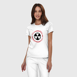 Пижама хлопковая женская Символ радиации Fallout и красная краска вокруг, цвет: белый — фото 2