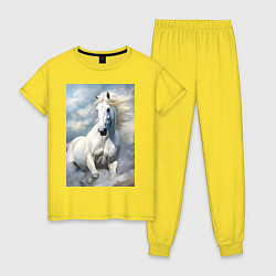 Пижама хлопковая женская Белая лошадь на фоне неба, цвет: желтый
