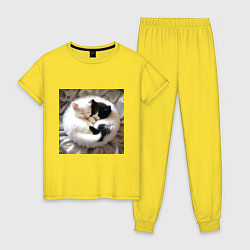 Пижама хлопковая женская Два любящих котика обнимаются клубочком, цвет: желтый