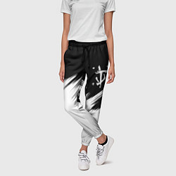Брюки женские Doom краски черно белый, цвет: 3D-принт — фото 2