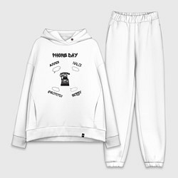 Женский костюм оверсайз День телефона